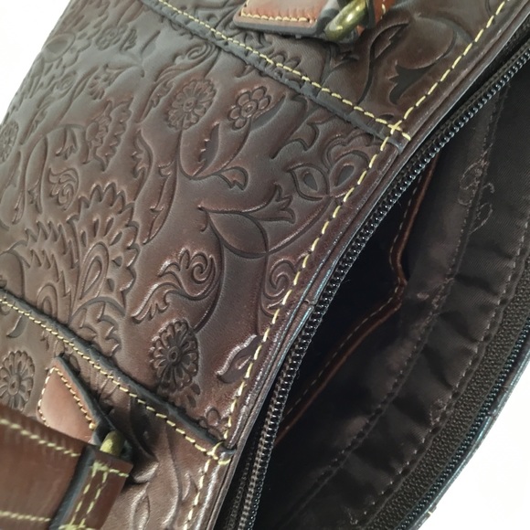 FOSSIL TWO TONED LEATHER EMBOSSED PURSE/HANDBAG - Picture 8 of 13